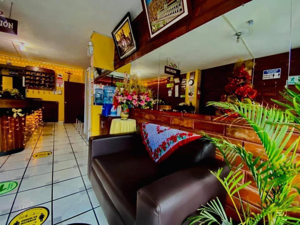 Hotel Jimmy Latacunga 拉塔昆加 外观 照片